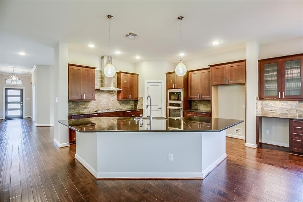 17106 Rainier Creek Drive, Humble, TX 77346 17106 Rainier Creek Drive, Humble, TX 77346