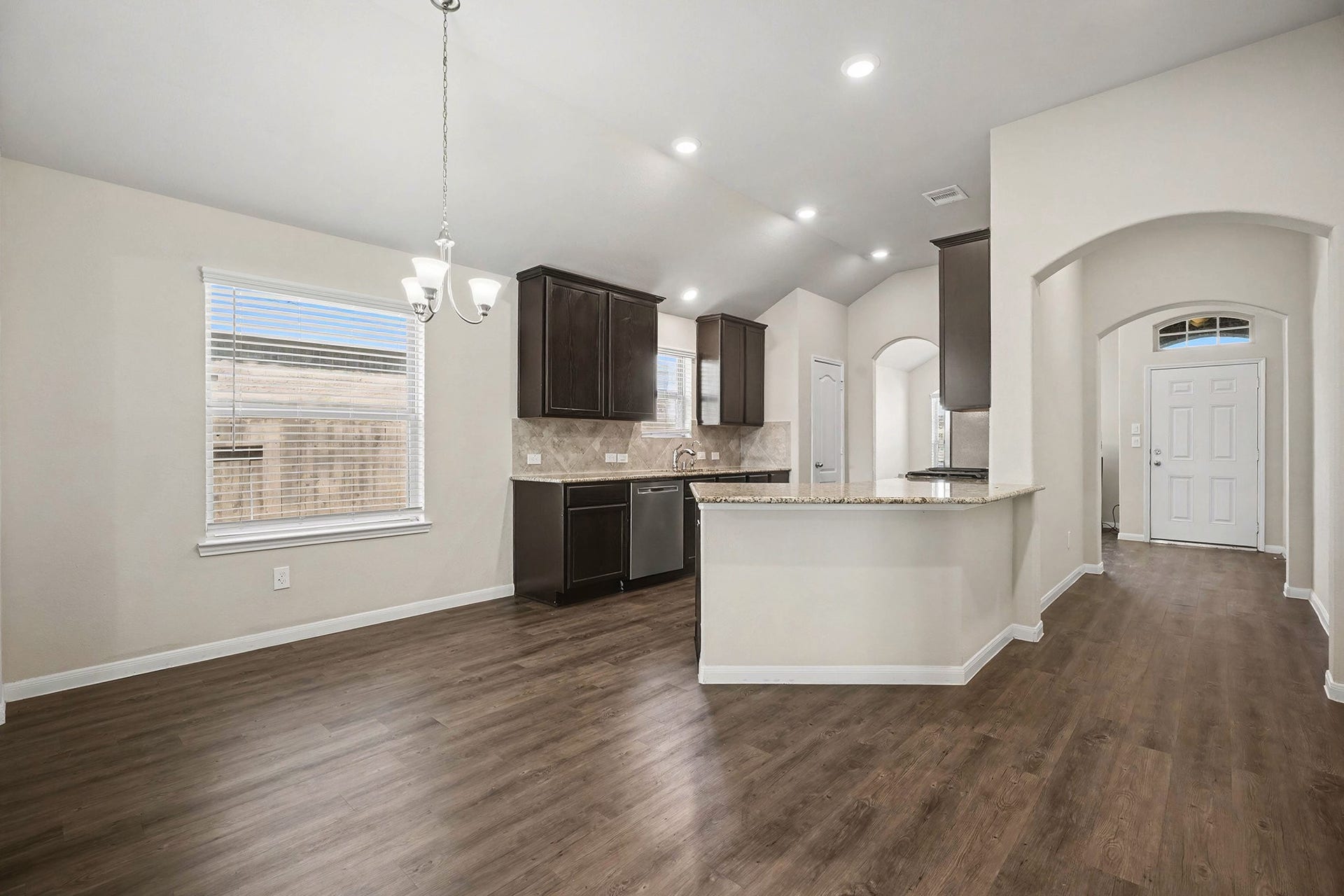 8817 Voyager Drive, Texas City, TX 77591