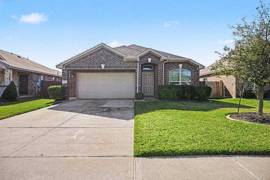 Property photo for 8817 Voyager Drive, Texas City, TX