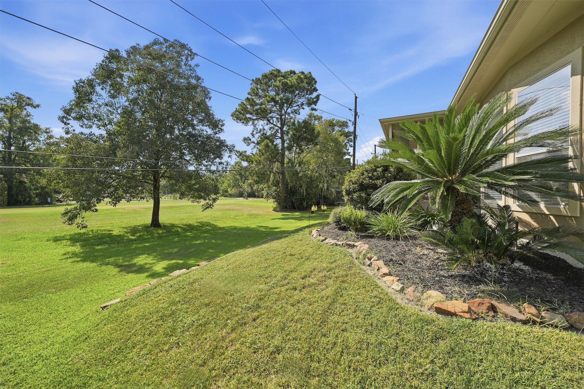 20811 Atascocita Shores Drive, Humble, TX 77346 20811 Atascocita Shores Drive, Humble, TX 77346