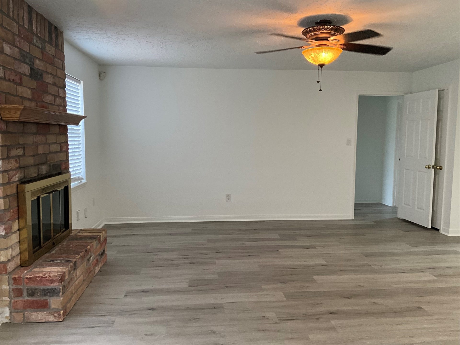 11914 Mulholland Drive, Meadows Place, TX 77477 11914 Mulholland Drive, Meadows Place, TX 77477