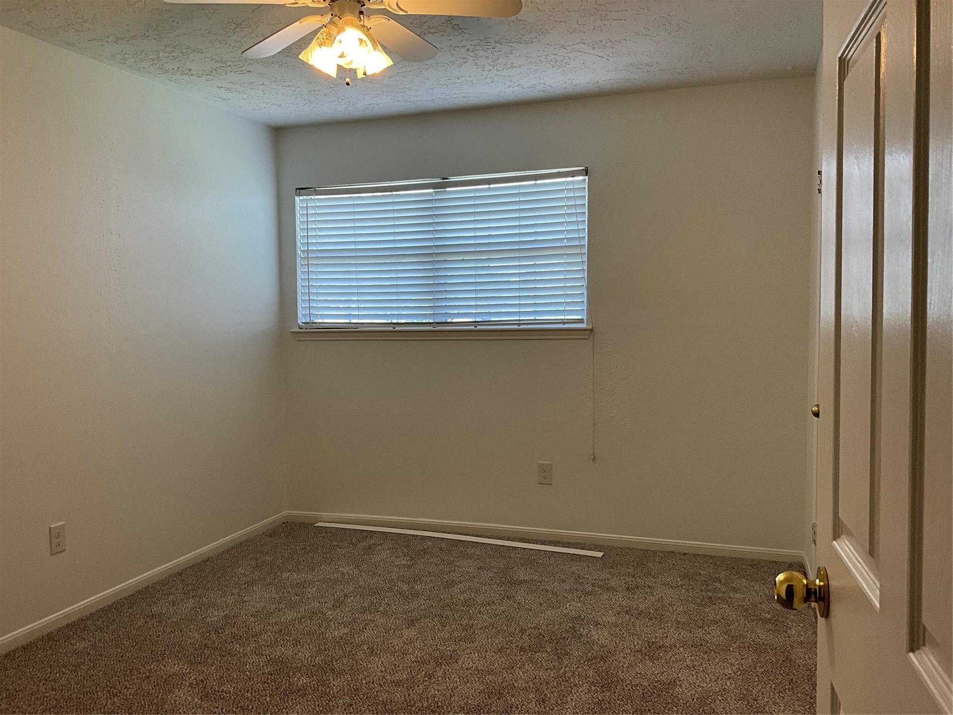 11914 Mulholland Drive, Meadows Place, TX 77477 11914 Mulholland Drive, Meadows Place, TX 77477