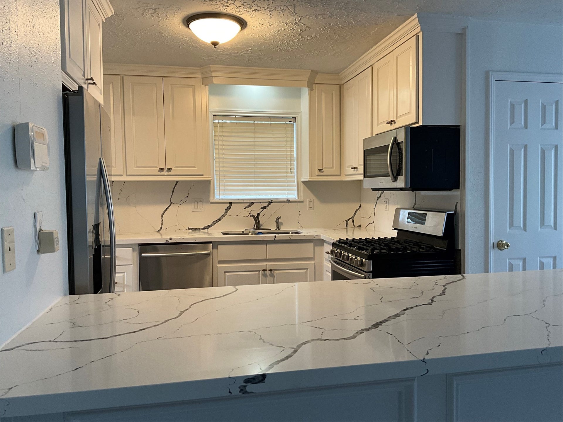 11914 Mulholland Drive, Meadows Place, TX 77477 11914 Mulholland Drive, Meadows Place, TX 77477