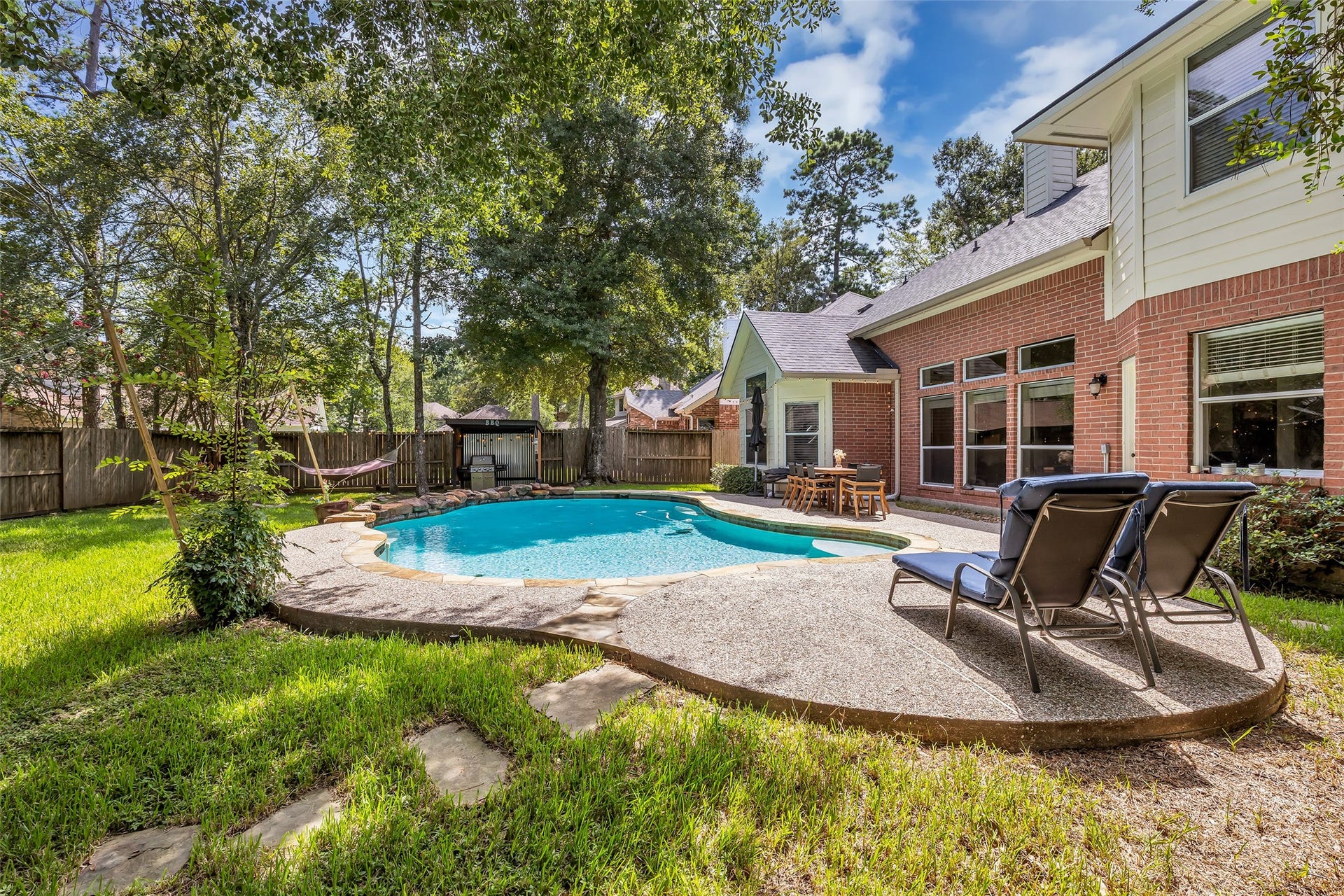 119 N Westwinds Circle, The Woodlands, TX 77382 119 N Westwinds Circle, The Woodlands, TX 77382