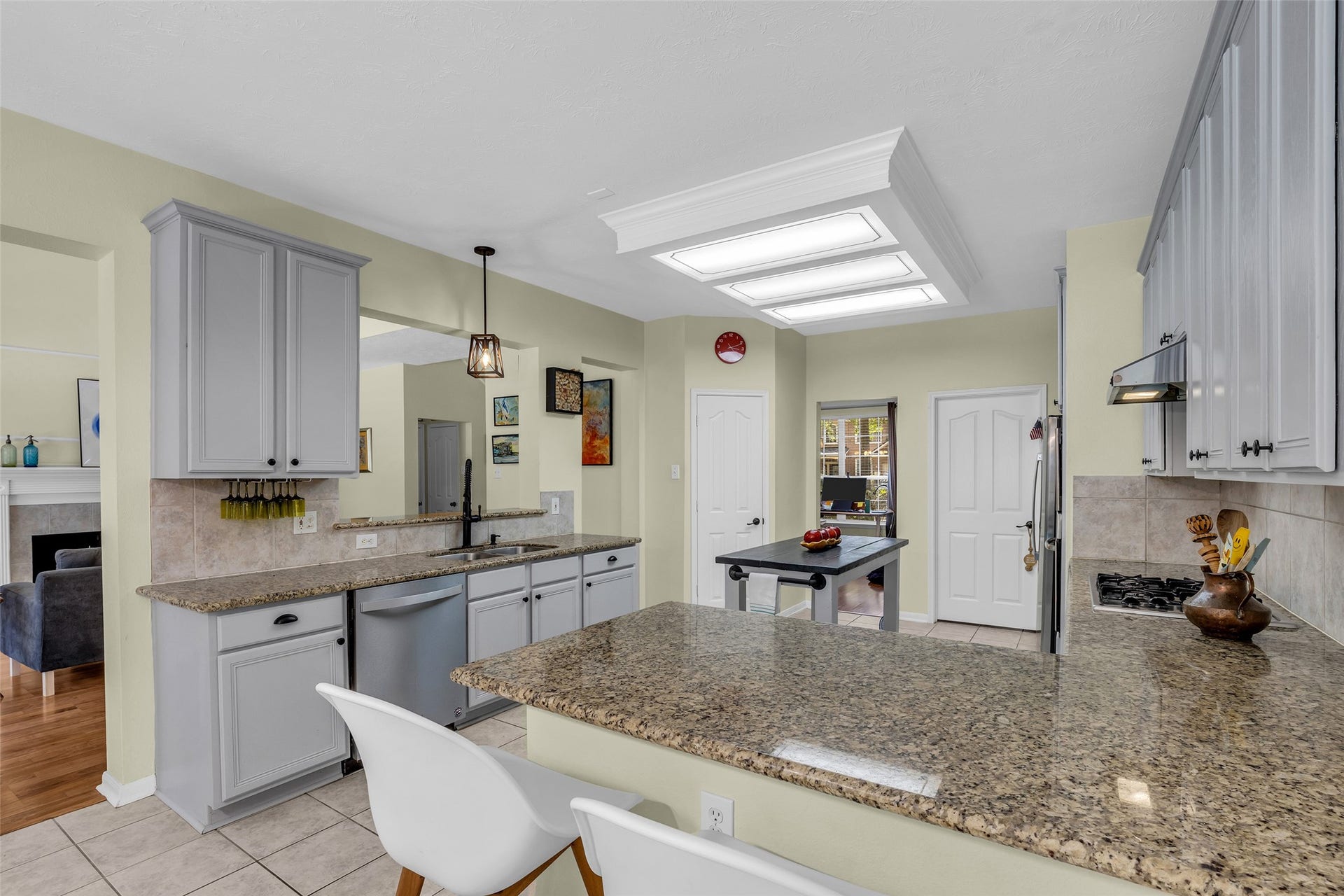 119 N Westwinds Circle, The Woodlands, TX 77382 119 N Westwinds Circle, The Woodlands, TX 77382