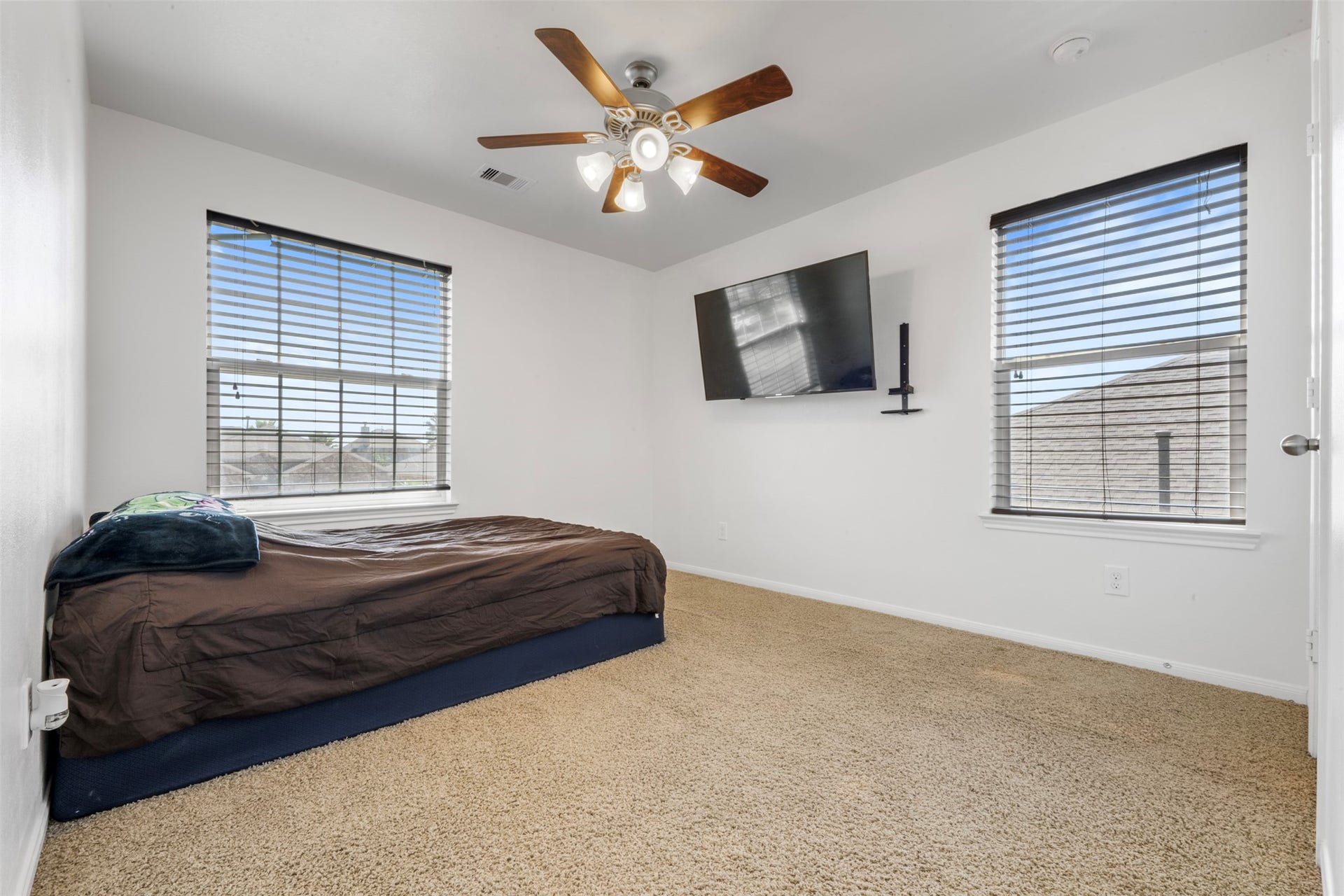 314 Gulf Winds Drive, Bacliff, TX 77518 Bedroom #3.