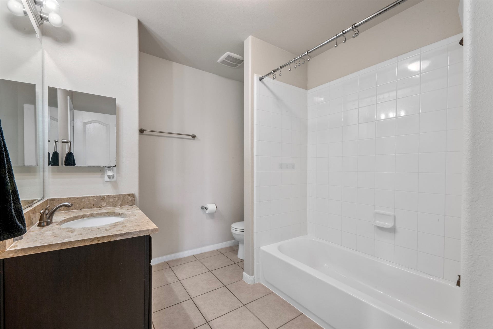 314 Gulf Winds Drive, Bacliff, TX 77518 Bathroom Number 2.