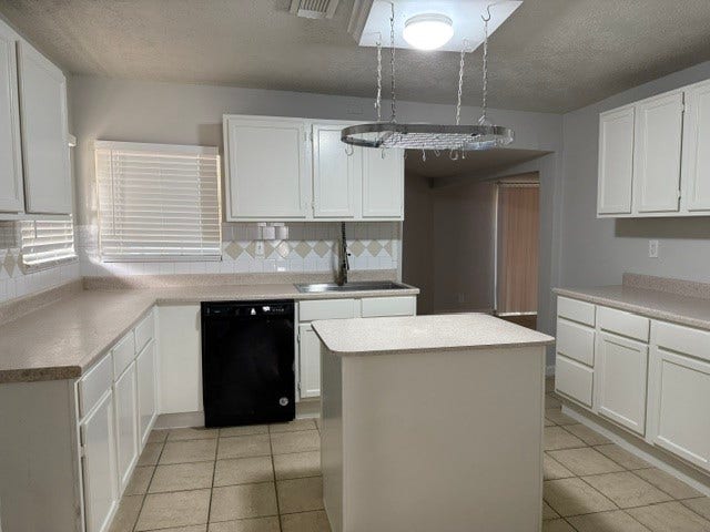 3845 Rosedale Street, Houston, TX 77004 3845 Rosedale Street, Houston, TX 77004