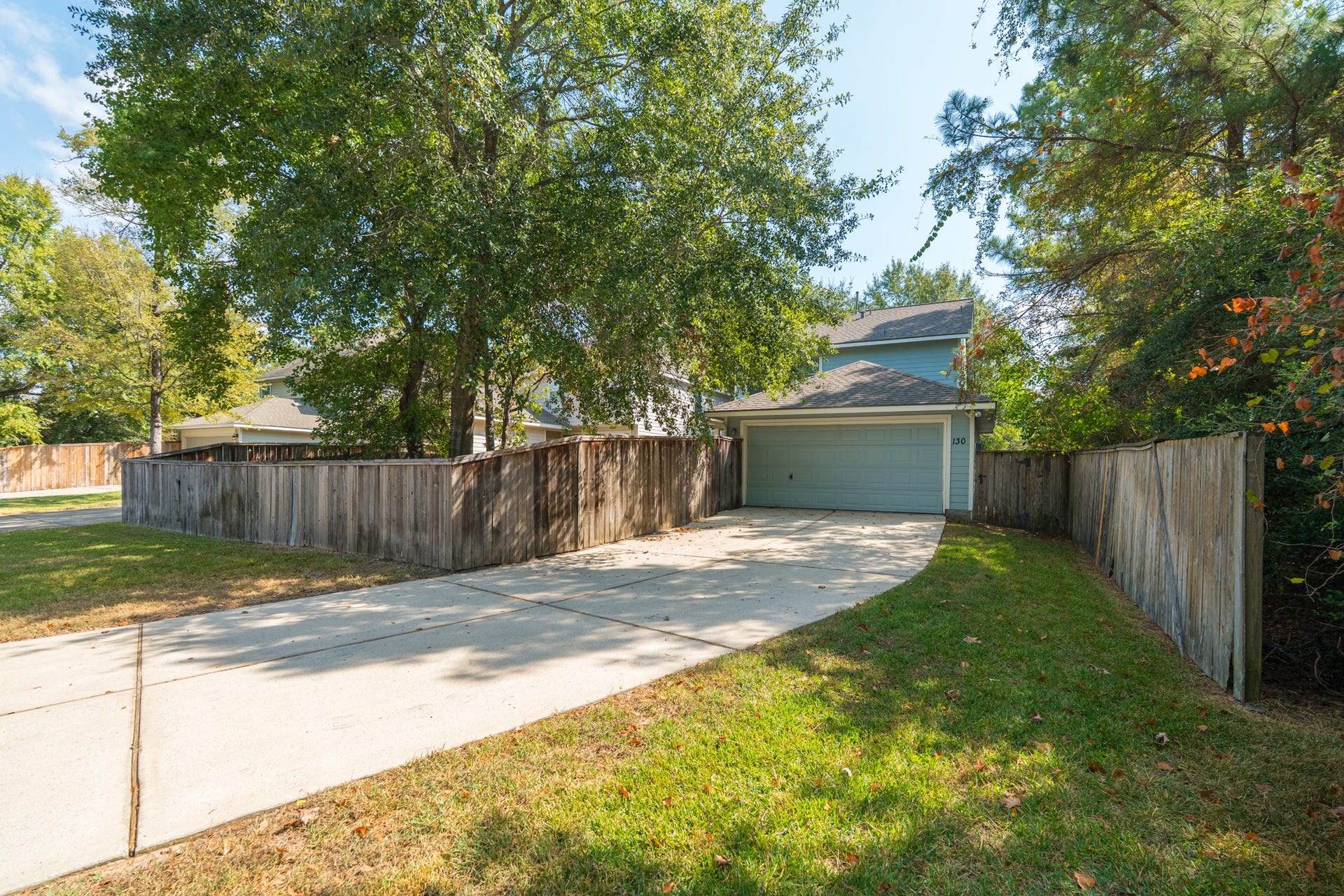 130 W Montfair Boulevard, The Woodlands, TX 77382 130 W Montfair Boulevard, The Woodlands, TX 77382