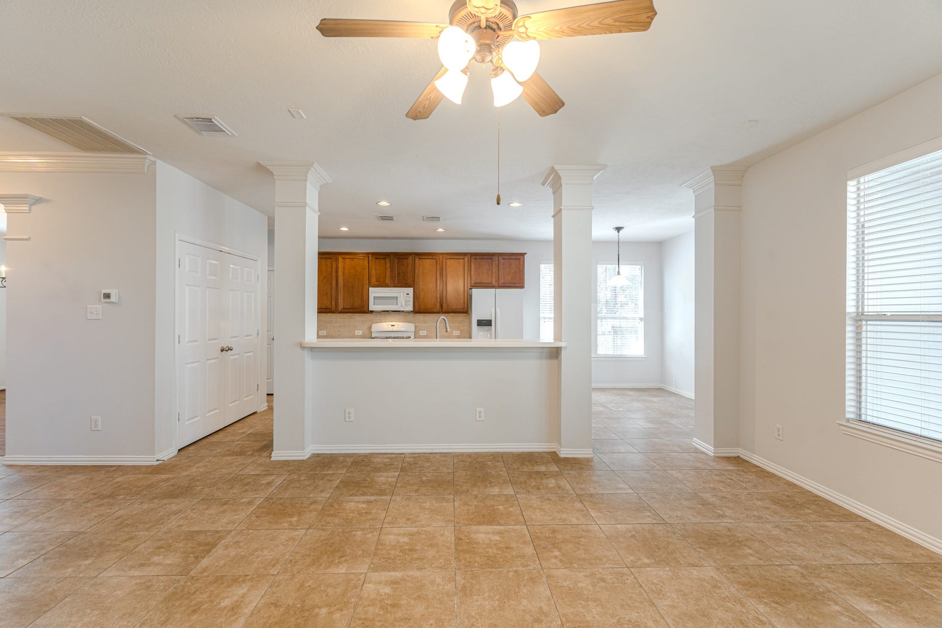 130 W Montfair Boulevard, The Woodlands, TX 77382 130 W Montfair Boulevard, The Woodlands, TX 77382