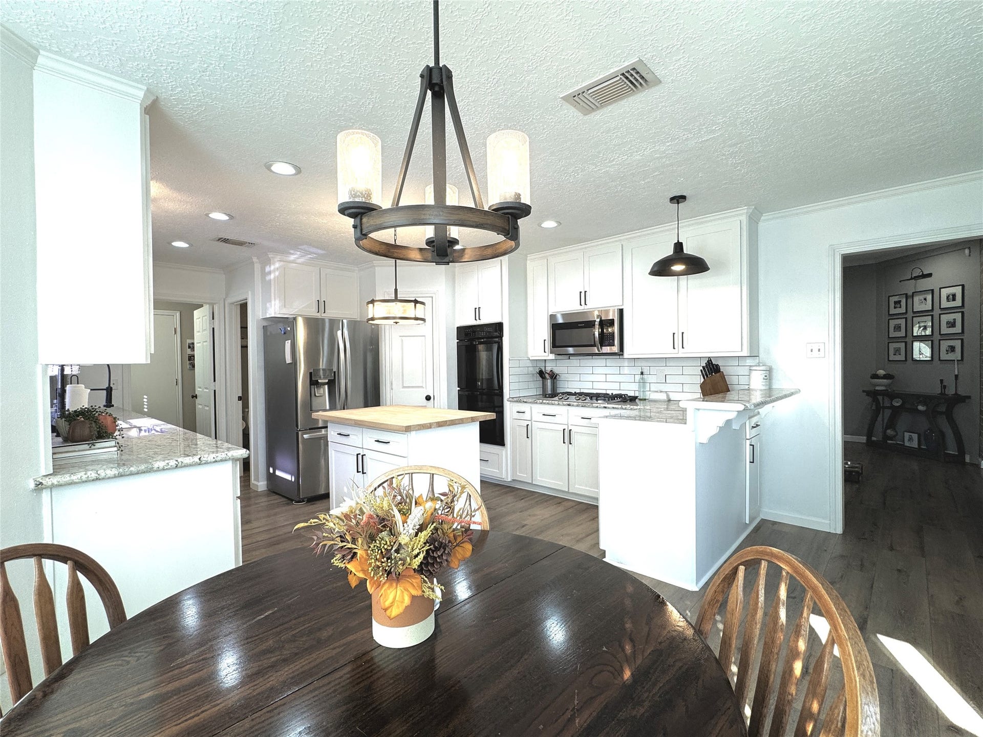 614 Mistycreek Drive, Richmond, TX 77406 614 Mistycreek Drive, Richmond, TX 77406