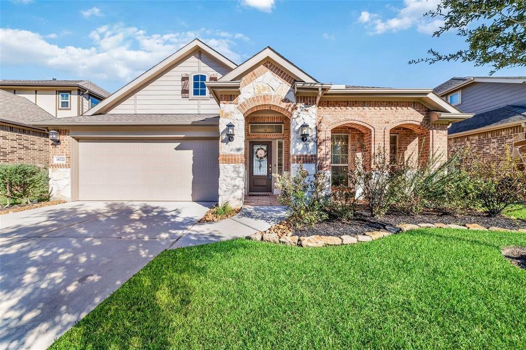 18722 Fox Kestrel Trail, Cypress, TX 77429 18722 Fox Kestrel Trail, Cypress, TX 77429