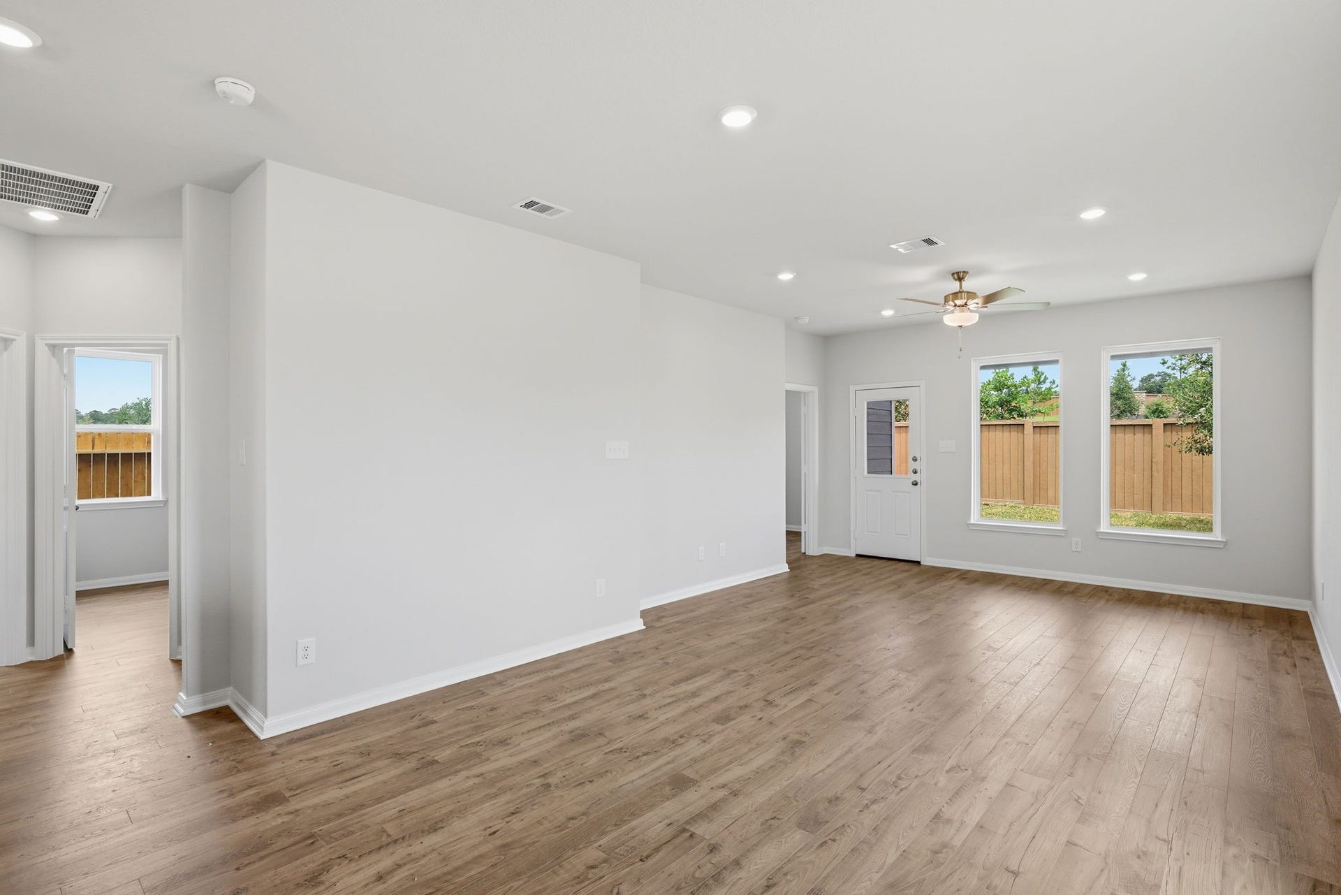 23114 Gowen Cypress Drive, Hockley, TX 77447 23114 Gowen Cypress Drive, Hockley, TX 77447