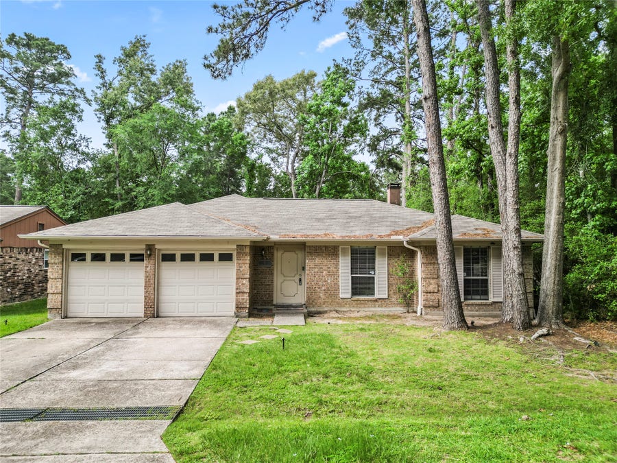 Property photo for 1 E Woodtimber Court, Spring, TX