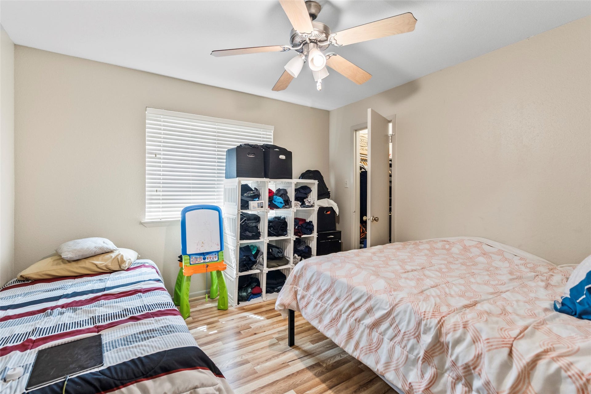 1 E Woodtimber Court, Spring, TX 77381 1 E Woodtimber Court, Spring, TX 77381