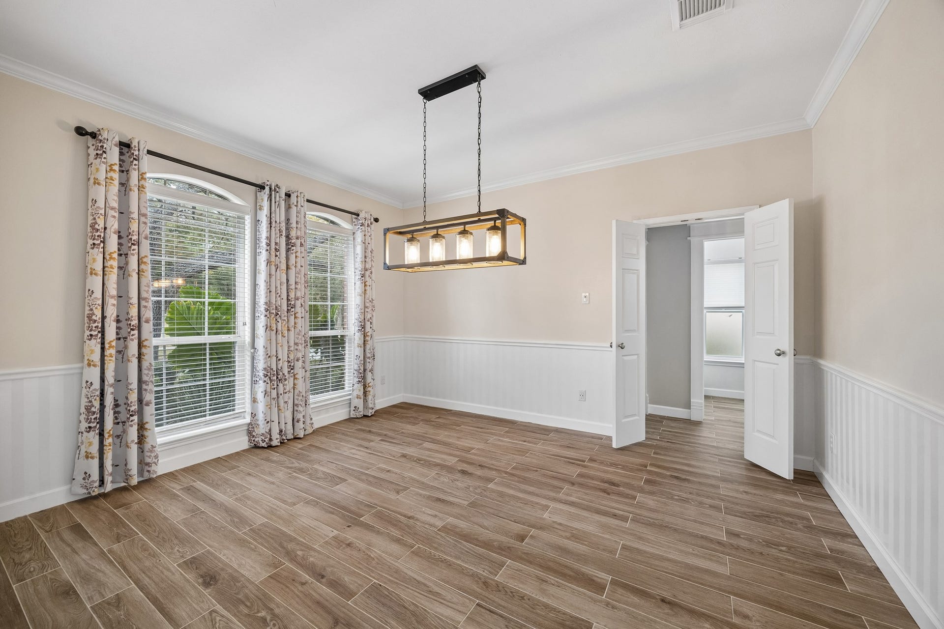 14402 Summerwood Lakes Drive, Houston, TX 77044 14402 Summerwood Lakes Drive, Houston, TX 77044