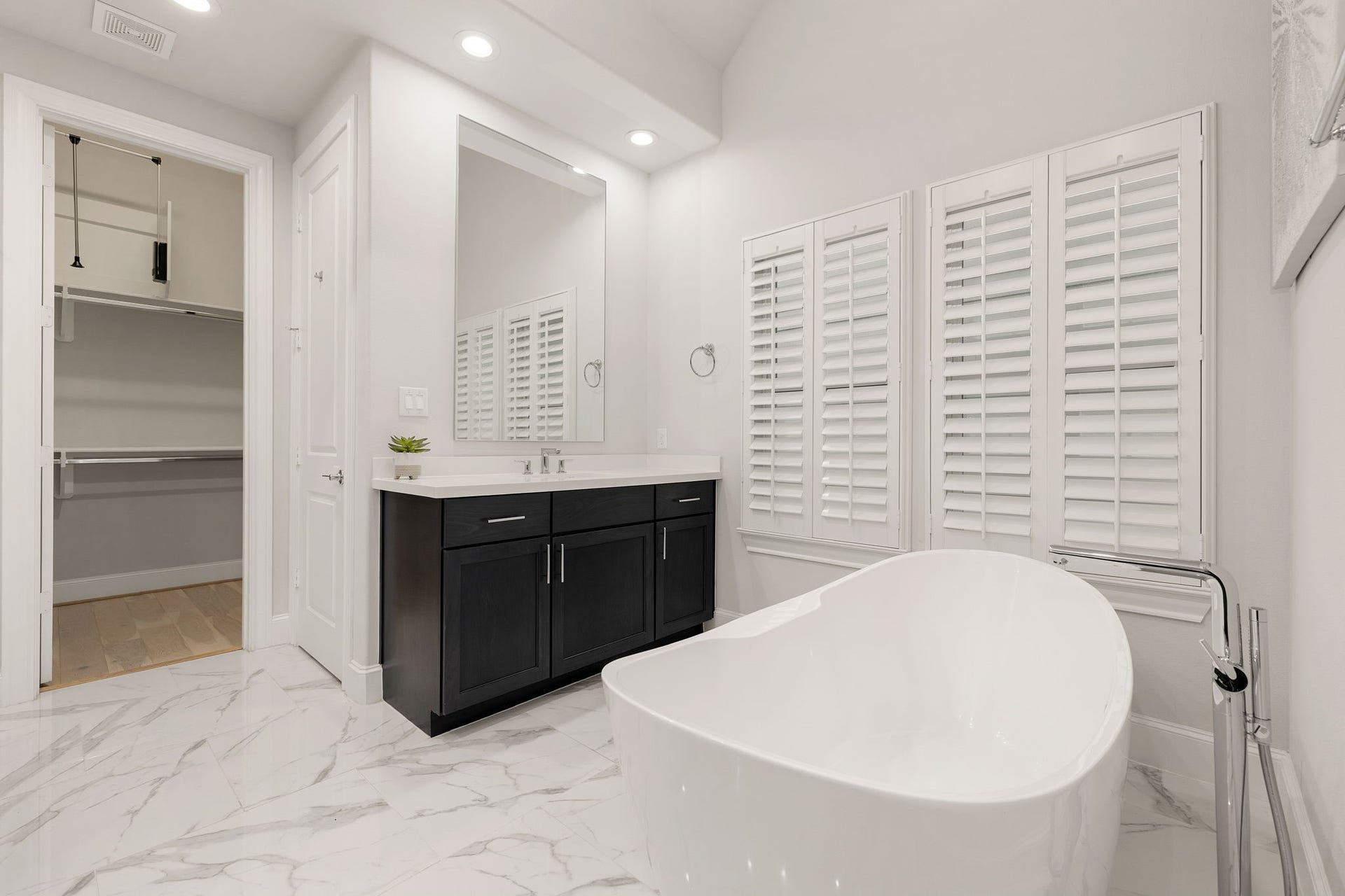 5306 S Capitol Street, Houston, TX 77023 5306 S Capitol Street, Houston, TX 77023