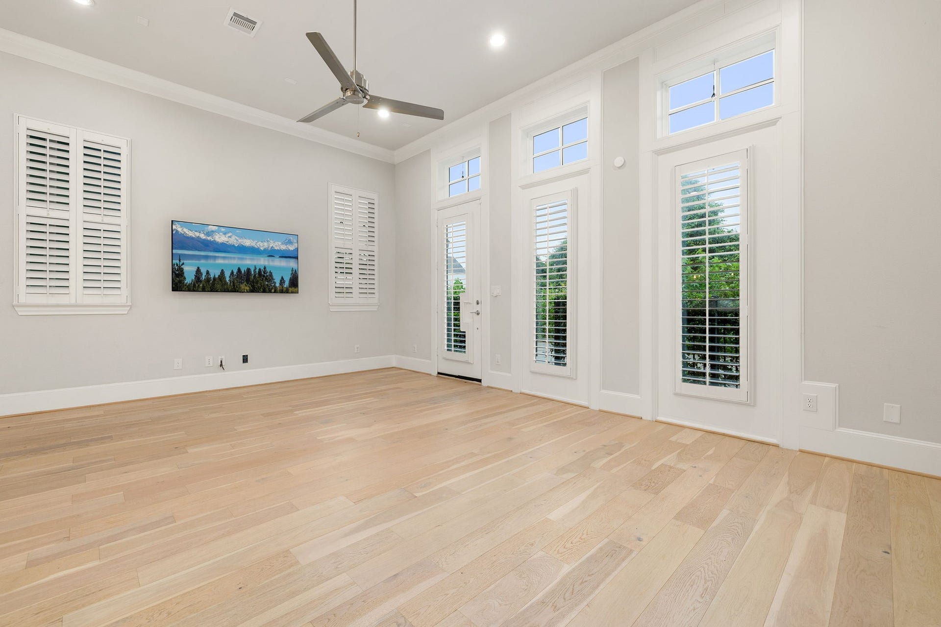 5306 S Capitol Street, Houston, TX 77023 5306 S Capitol Street, Houston, TX 77023