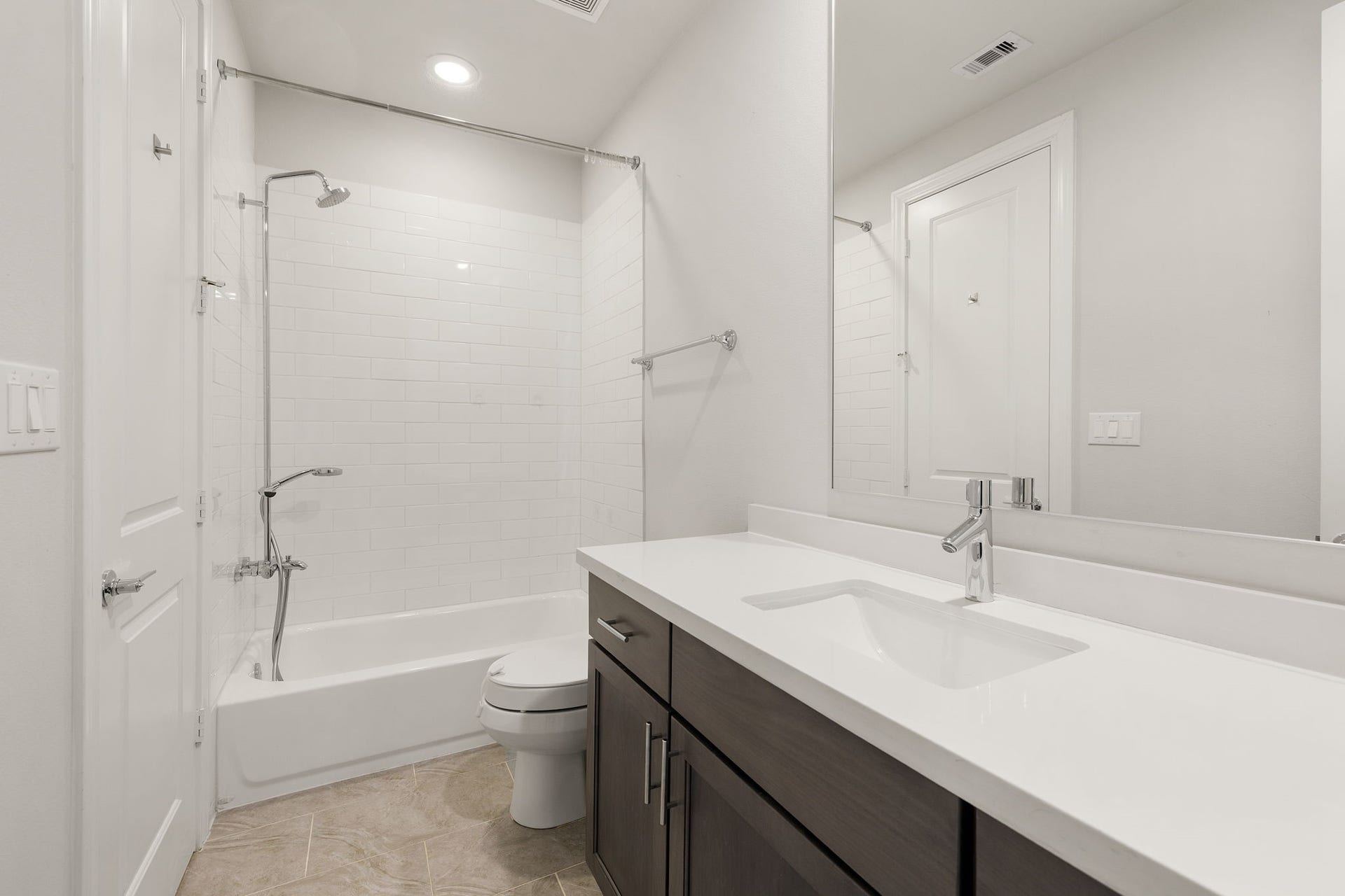 5306 S Capitol Street, Houston, TX 77023 5306 S Capitol Street, Houston, TX 77023