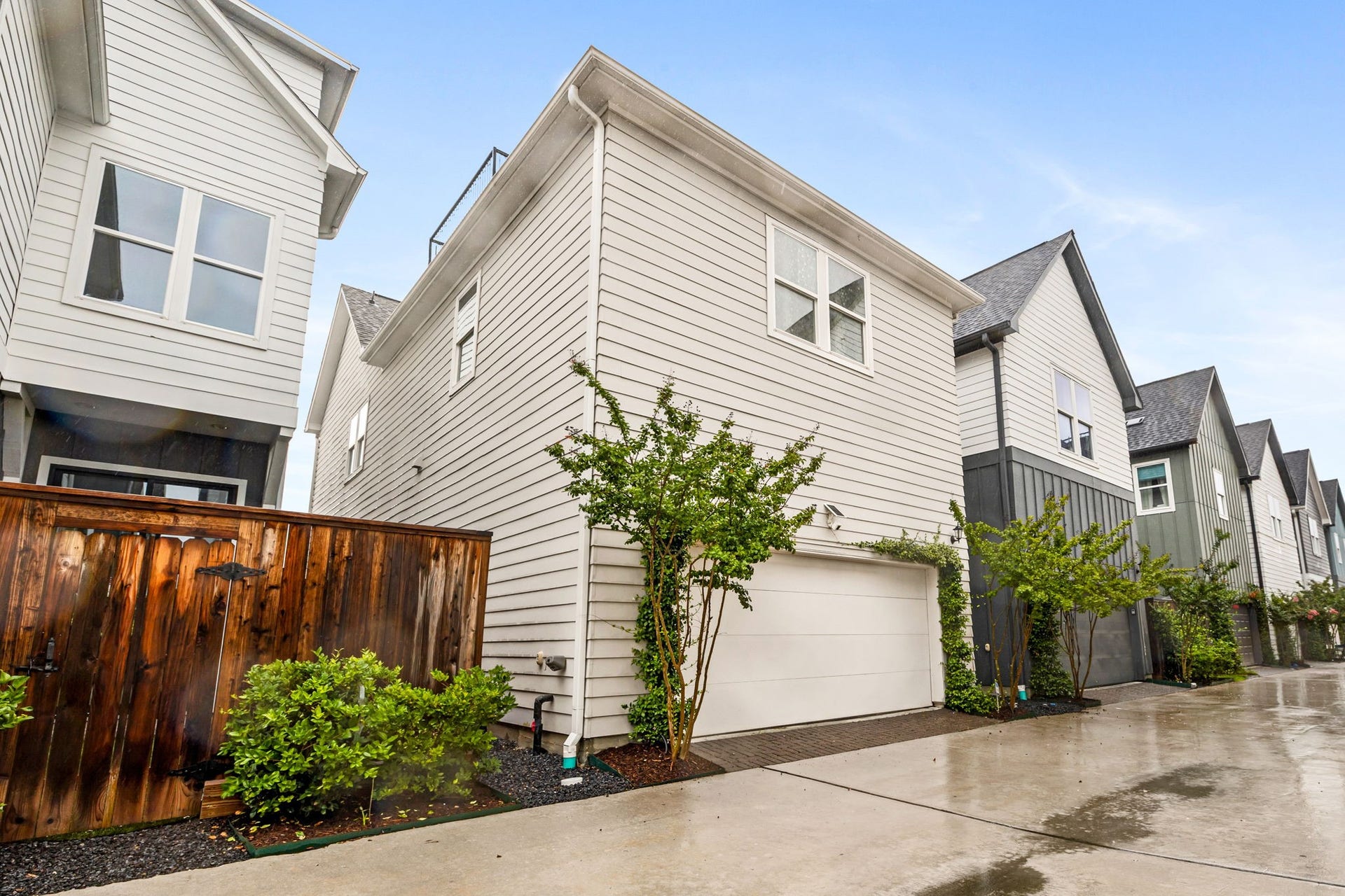 5306 S Capitol Street, Houston, TX 77023 5306 S Capitol Street, Houston, TX 77023