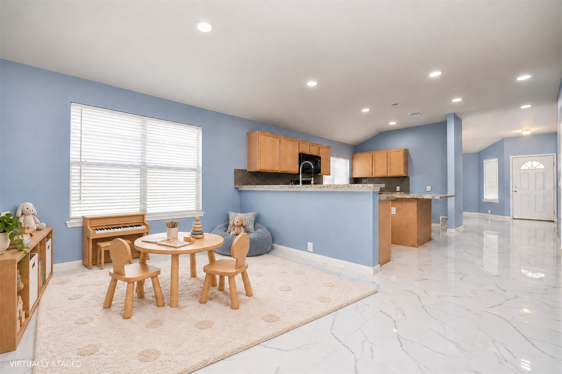 6003 Baldwin Elm St, Richmond, TX 77407 Breakfast Area/Extra Room - AI Staging
***Property is vacant. Photo digitally enhanced with AI; lighting, color, and ceiling appearance adjusted. ***