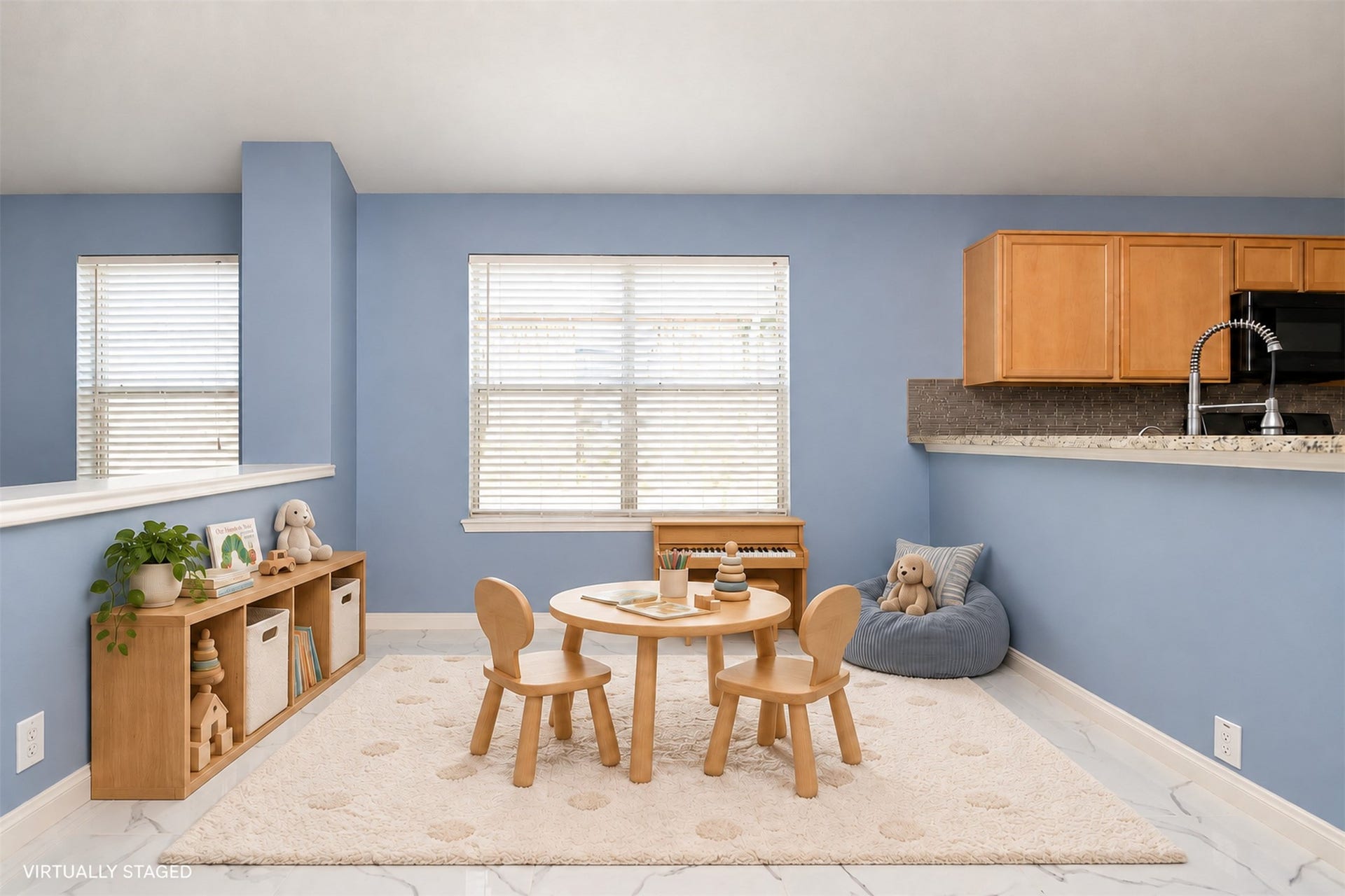 6003 Baldwin Elm St, Richmond, TX 77407 Breakfast Area/Extra Room - AI Staging
***Property is vacant. Photo digitally enhanced with AI; lighting, color, and ceiling appearance adjusted. ***