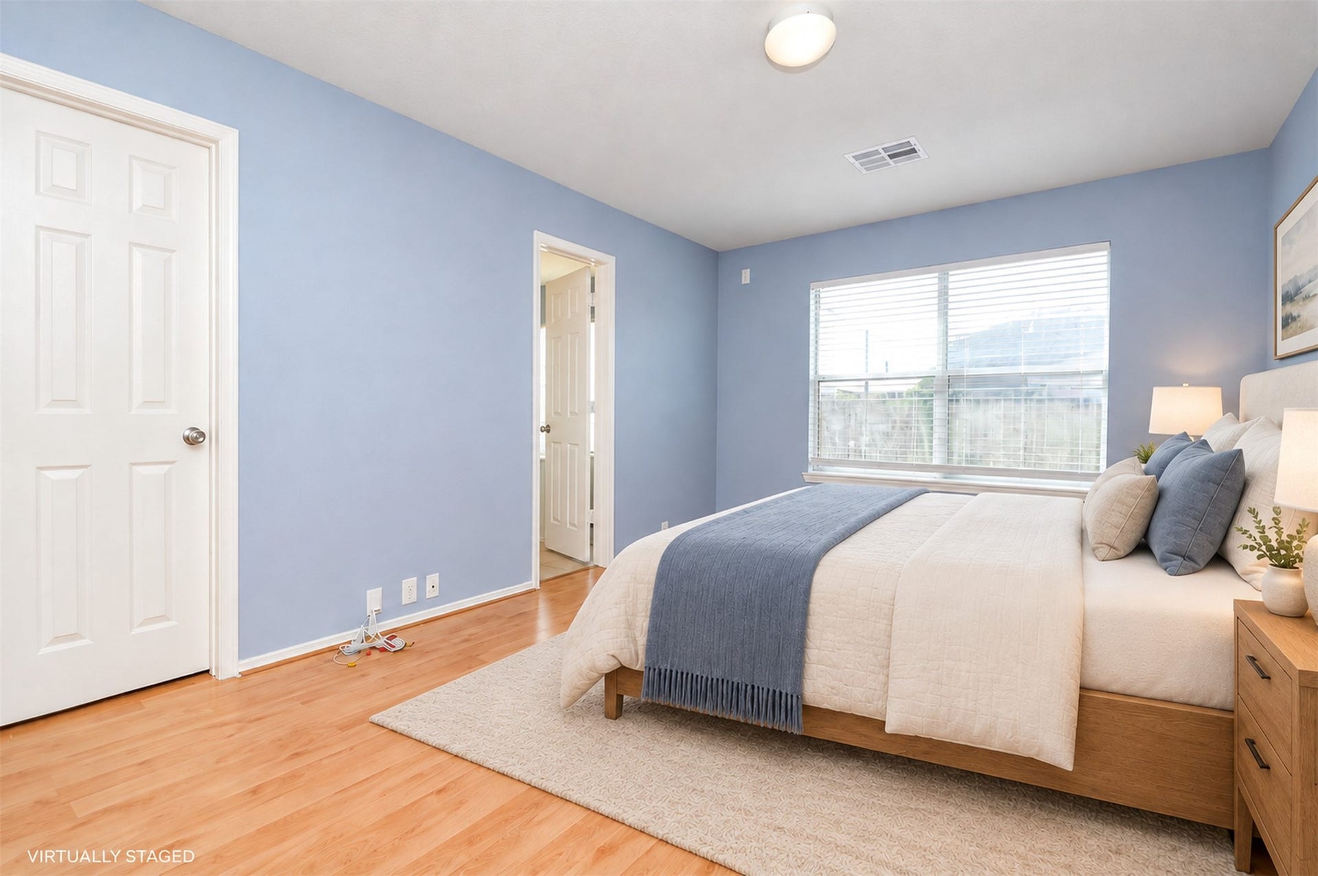6003 Baldwin Elm St, Richmond, TX 77407 Master Bedroom - AI Staging
***Property is vacant. Photo digitally enhanced with AI; lighting, color, and ceiling appearance adjusted. ***