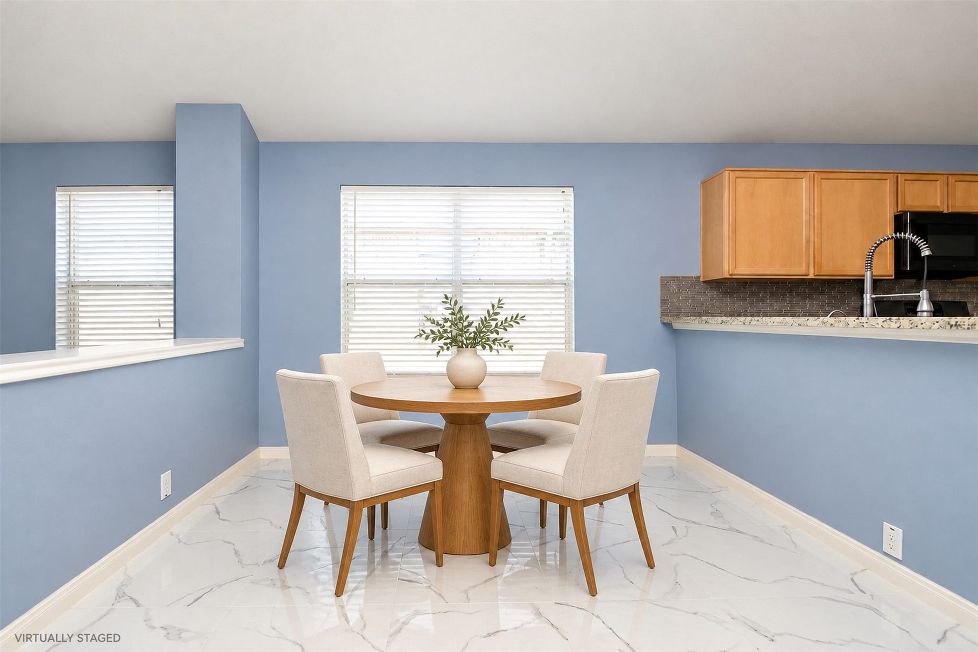 6003 Baldwin Elm St, Richmond, TX 77407 Breakfast Area/Extra Room - AI Staging
***Property is vacant. Photo digitally enhanced with AI; lighting, color, and ceiling appearance adjusted. ***