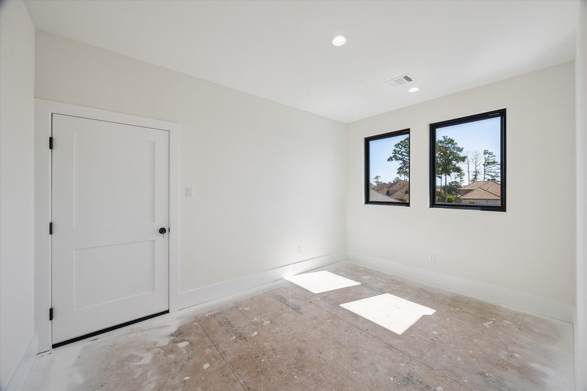 65 Shadow Creek Ridge Drive, Spring, TX 77389 Texas basement located upstairs for easy climate controled storage.