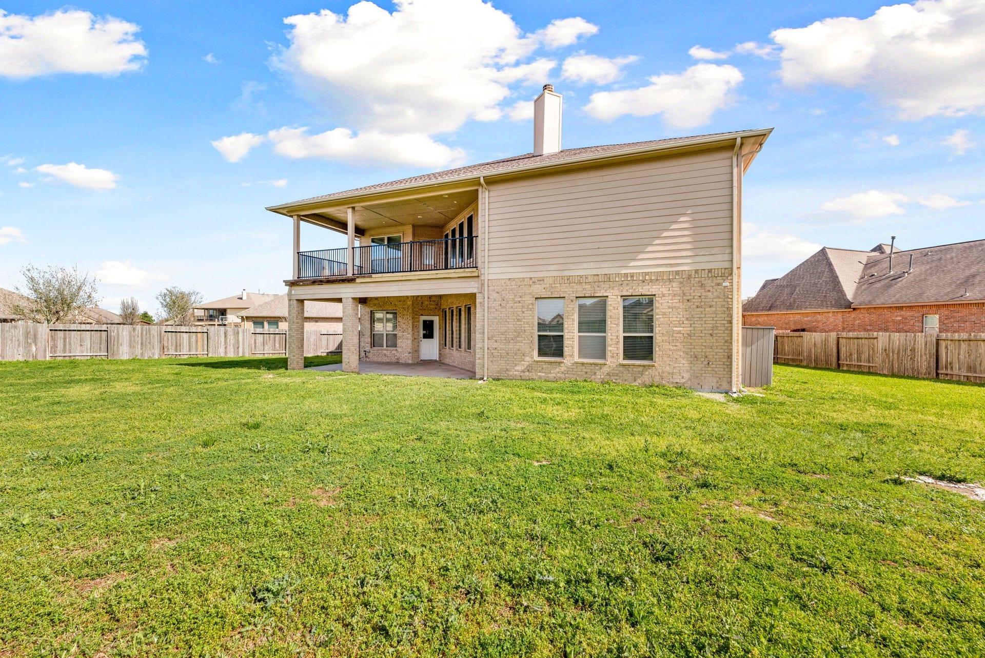 3318 Elizabeth Springs Court, Katy, TX 77494 Spectacular backyard ready for your enjoyment.