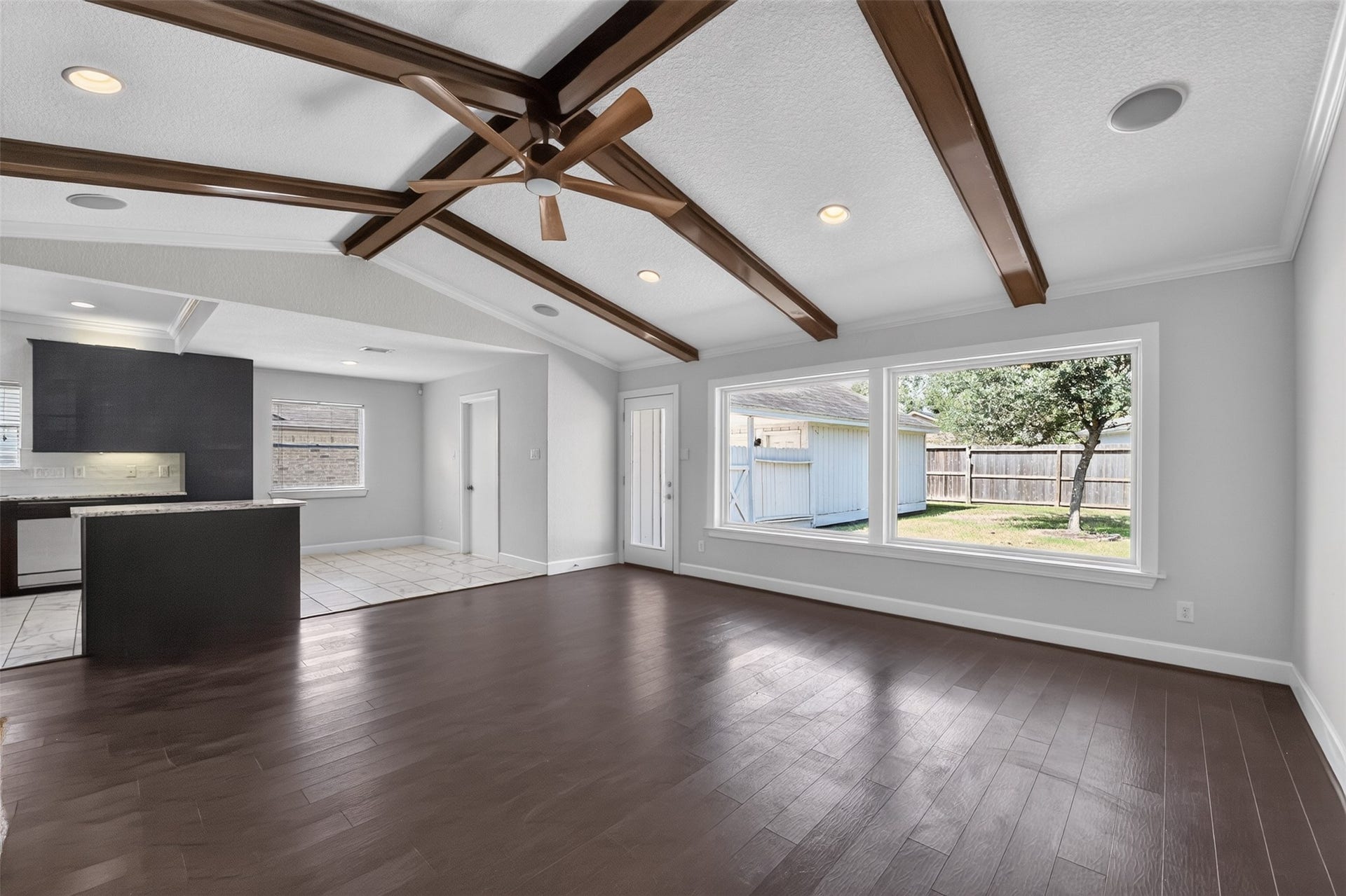 4023 Bayou Grove Drive, Seabrook, TX 77586 4023 Bayou Grove Drive, Seabrook, TX 77586