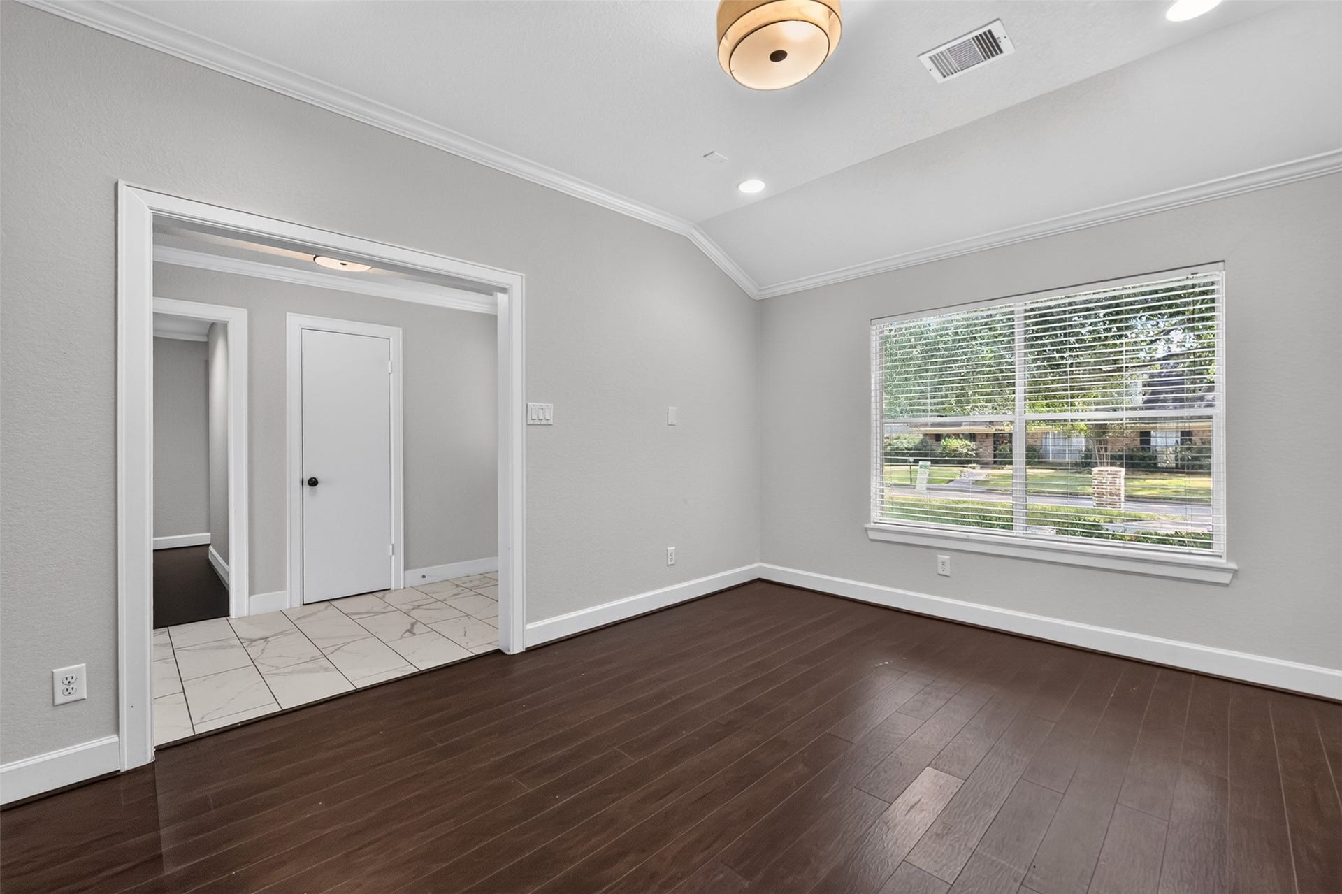 4023 Bayou Grove Drive, Seabrook, TX 77586 4023 Bayou Grove Drive, Seabrook, TX 77586