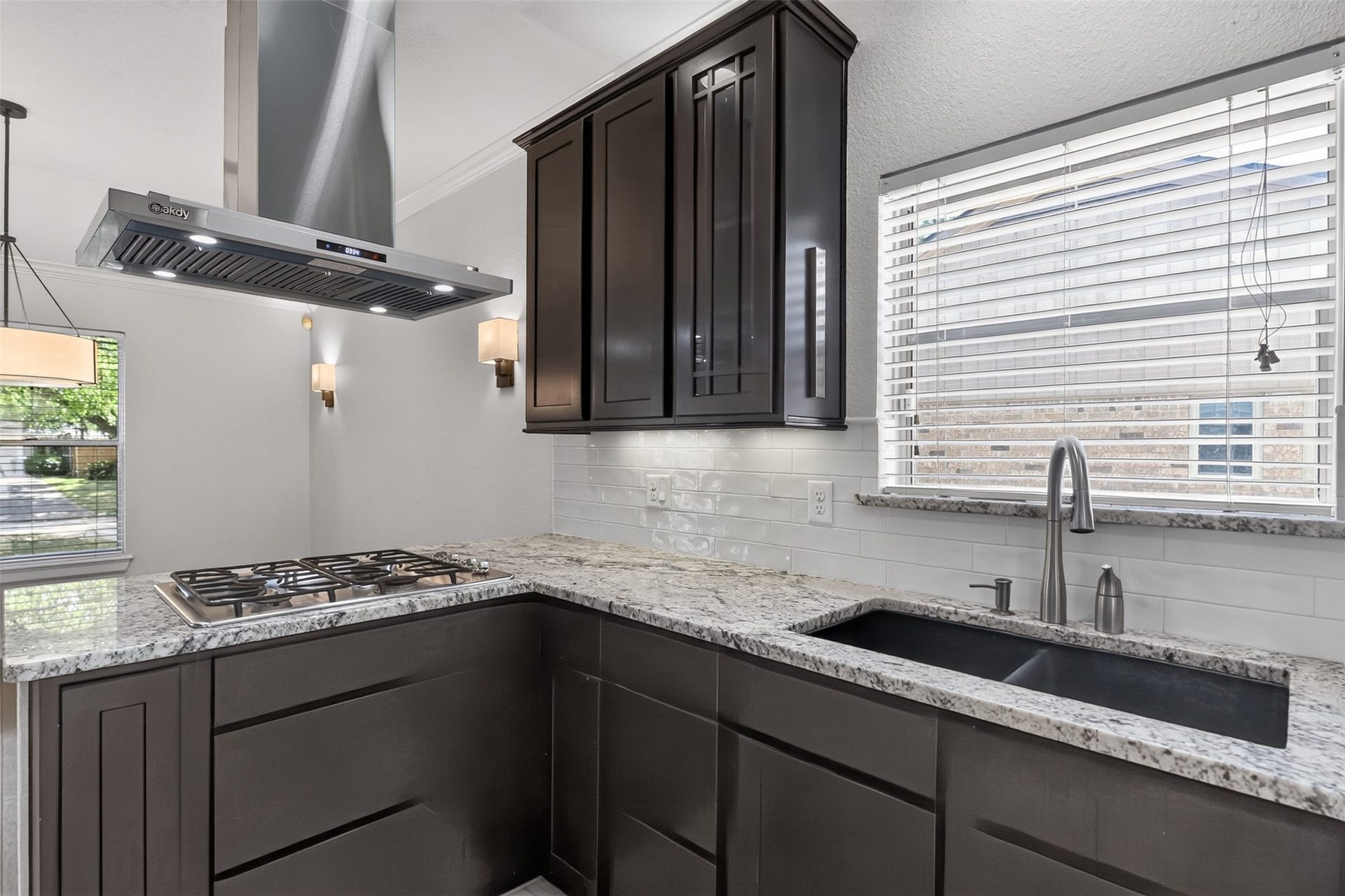 4023 Bayou Grove Drive, Seabrook, TX 77586 4023 Bayou Grove Drive, Seabrook, TX 77586