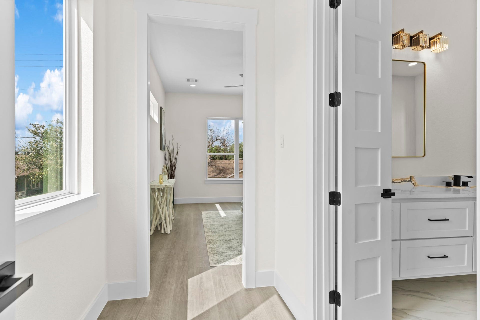 6818 Avenue F, Houston, TX 77011 6818 Avenue F, Houston, TX 77011
