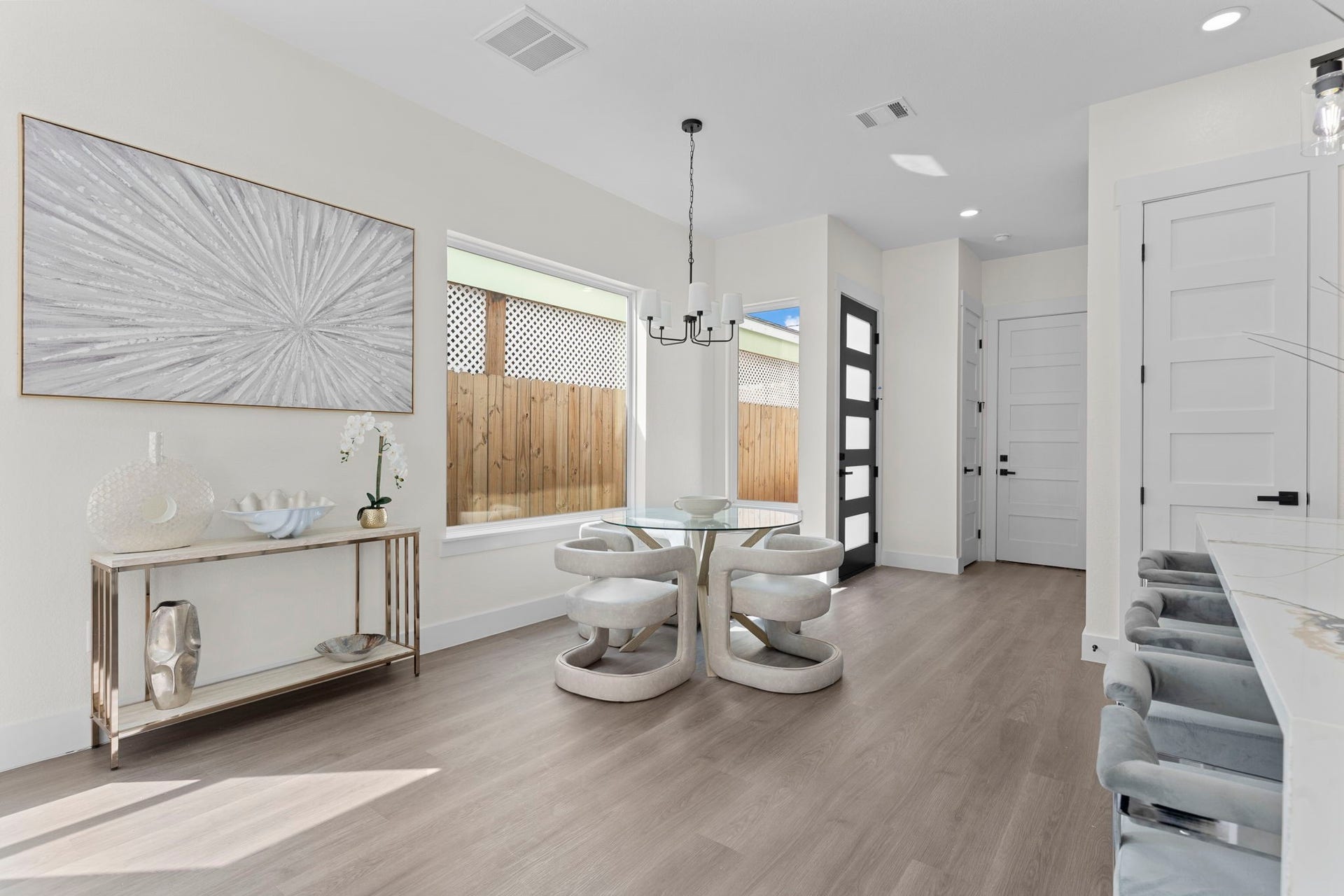 6818 Avenue F, Houston, TX 77011 6818 Avenue F, Houston, TX 77011