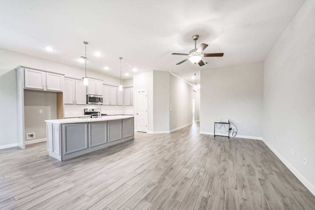 123 Castlegate Lane, Houston, TX 77065