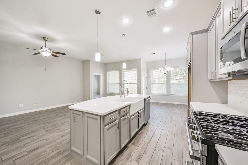 123 Castlegate Lane, Houston, TX 77065