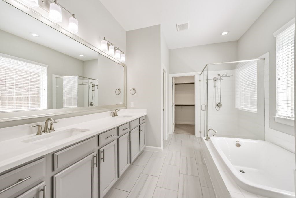 123 Castlegate Lane, Houston, TX 77065