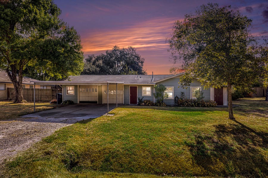 Property photo for 2902 Helberg Road, Houston, TX