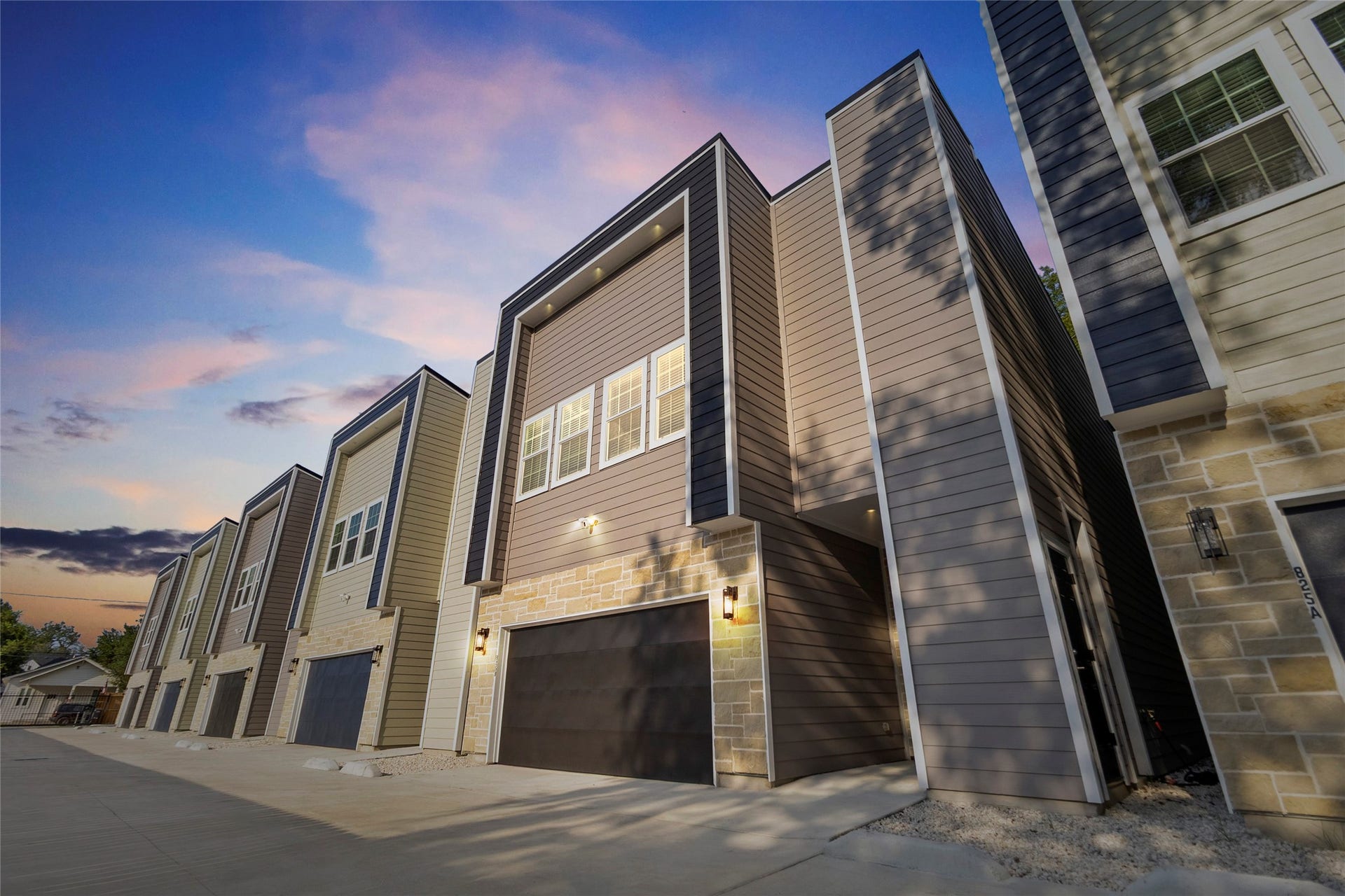 825 Paul Quinn Street, #B, Houston, TX 77091 Every day starts with pride as you pull up to your modern two-story home, its bold navy accents and stonework setting the stage for a lifestyle thats as stylish as it is comfortable. The sleek lines of your faade give your place a fresh, standout curb appeal.