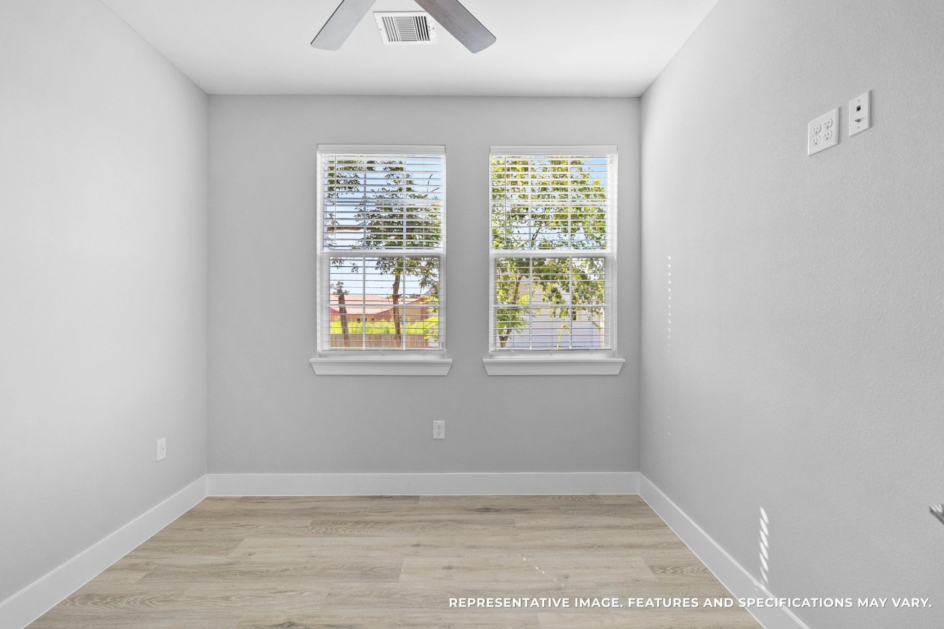 825 Paul Quinn Street, #B, Houston, TX 77091 Whether you turn it into a cozy guest room, a quiet office, or a creative studio, this versatile space adapts to your lifestyle. Natural light fills the room, inspiring productivity, comfort, and endless possibilities.