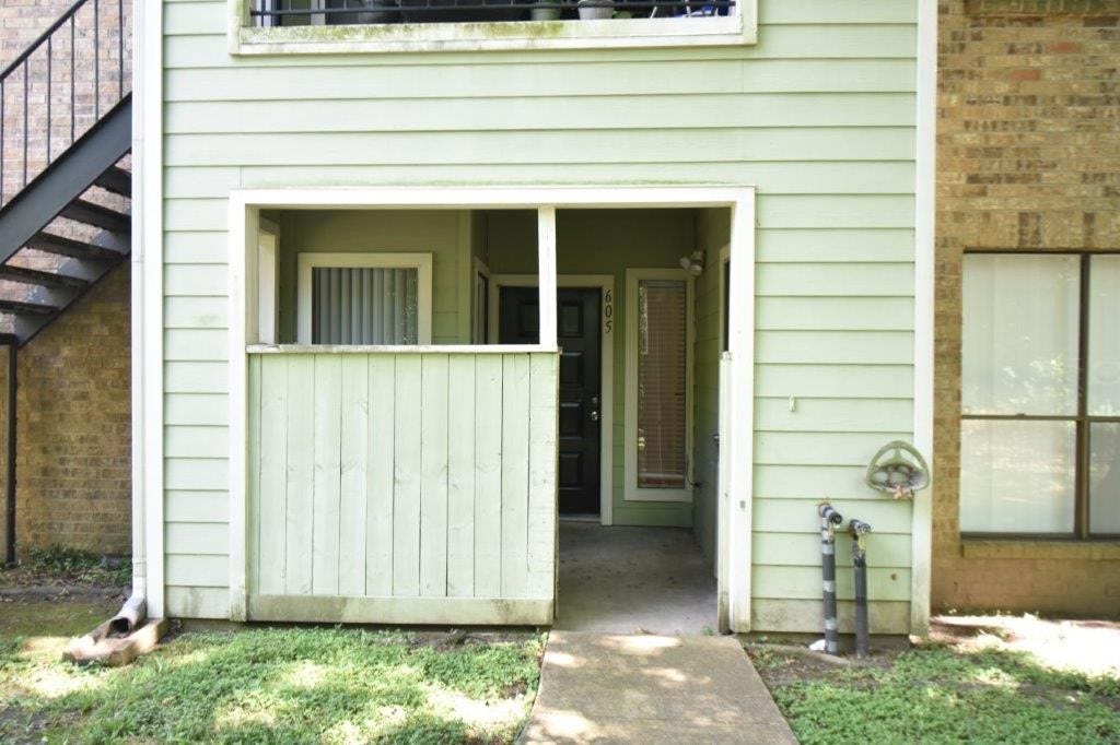 6602 Harbor Town Drive, #605, Houston, TX 77036 6602 Harbor Town Drive, #605, Houston, TX 77036