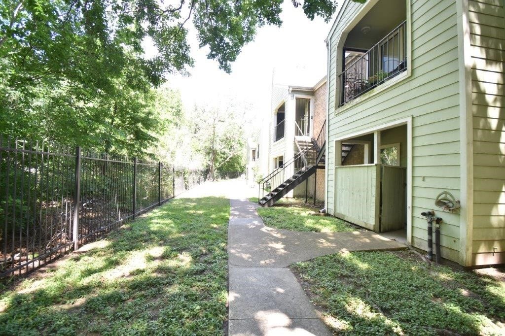6602 Harbor Town Drive, #605, Houston, TX 77036 6602 Harbor Town Drive, #605, Houston, TX 77036