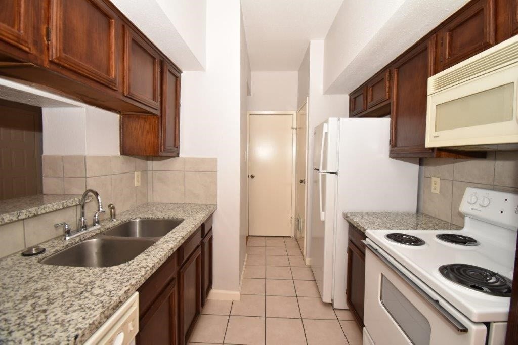 6602 Harbor Town Drive, #605, Houston, TX 77036 6602 Harbor Town Drive, #605, Houston, TX 77036