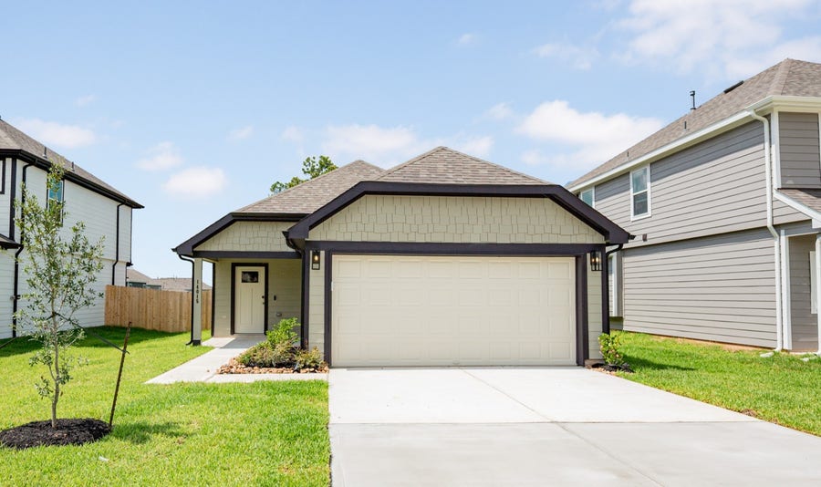 Property photo for 14015 Mount Hunter Drive, Willis, TX