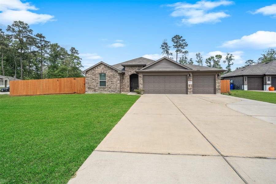 Property photo for 3003 Titus, Roman Forest, TX
