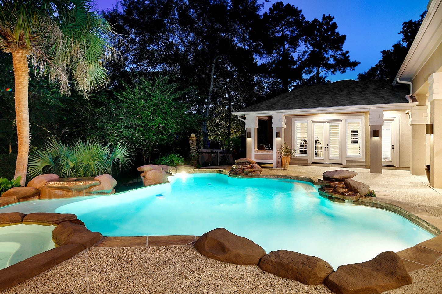 74 Batesbrooke Court, The Woodlands, TX 77381 74 Batesbrooke Court, The Woodlands, TX 77381