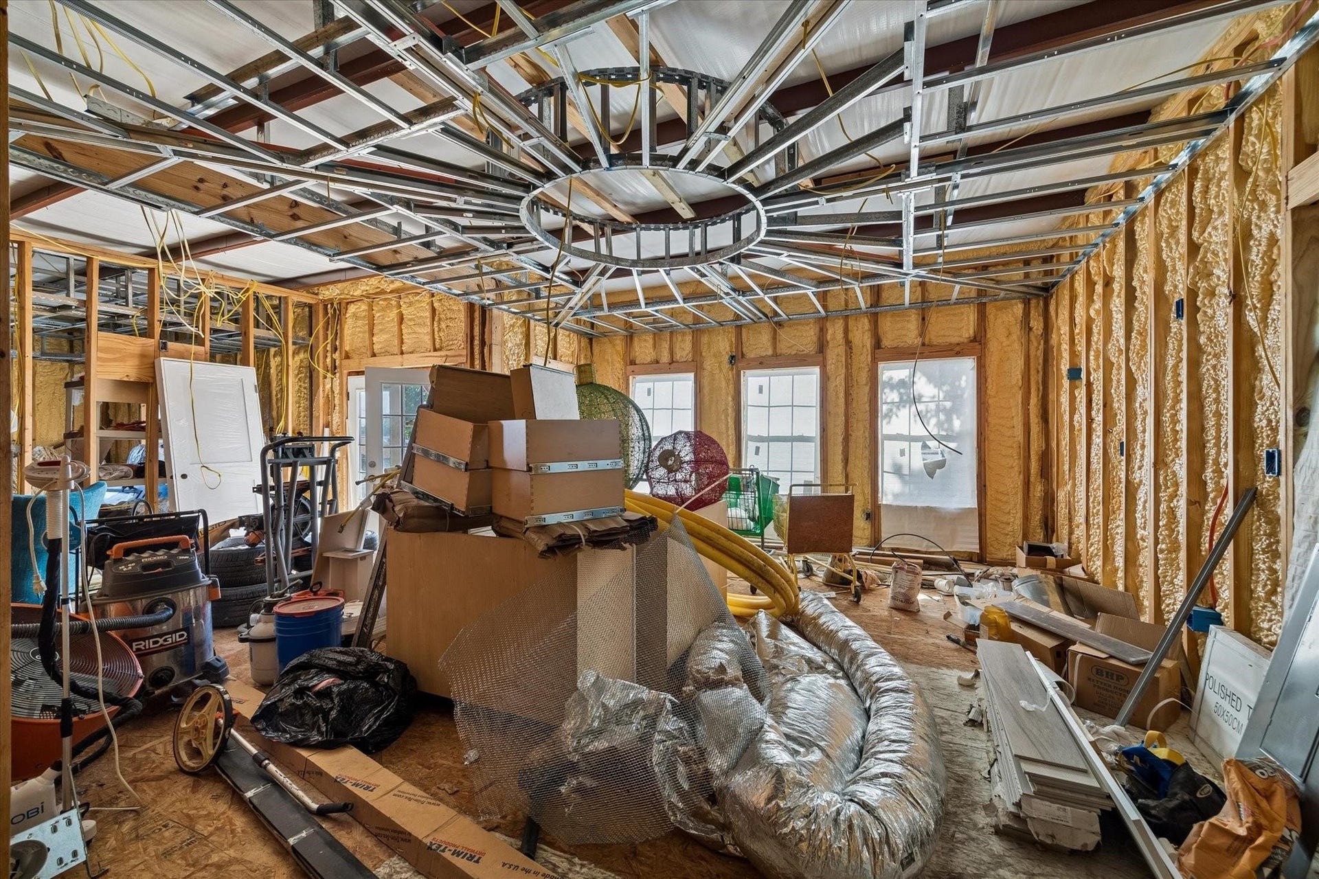 9944 E Hardy Road, Houston, TX 77093 9944 E Hardy Road, Houston, TX 77093