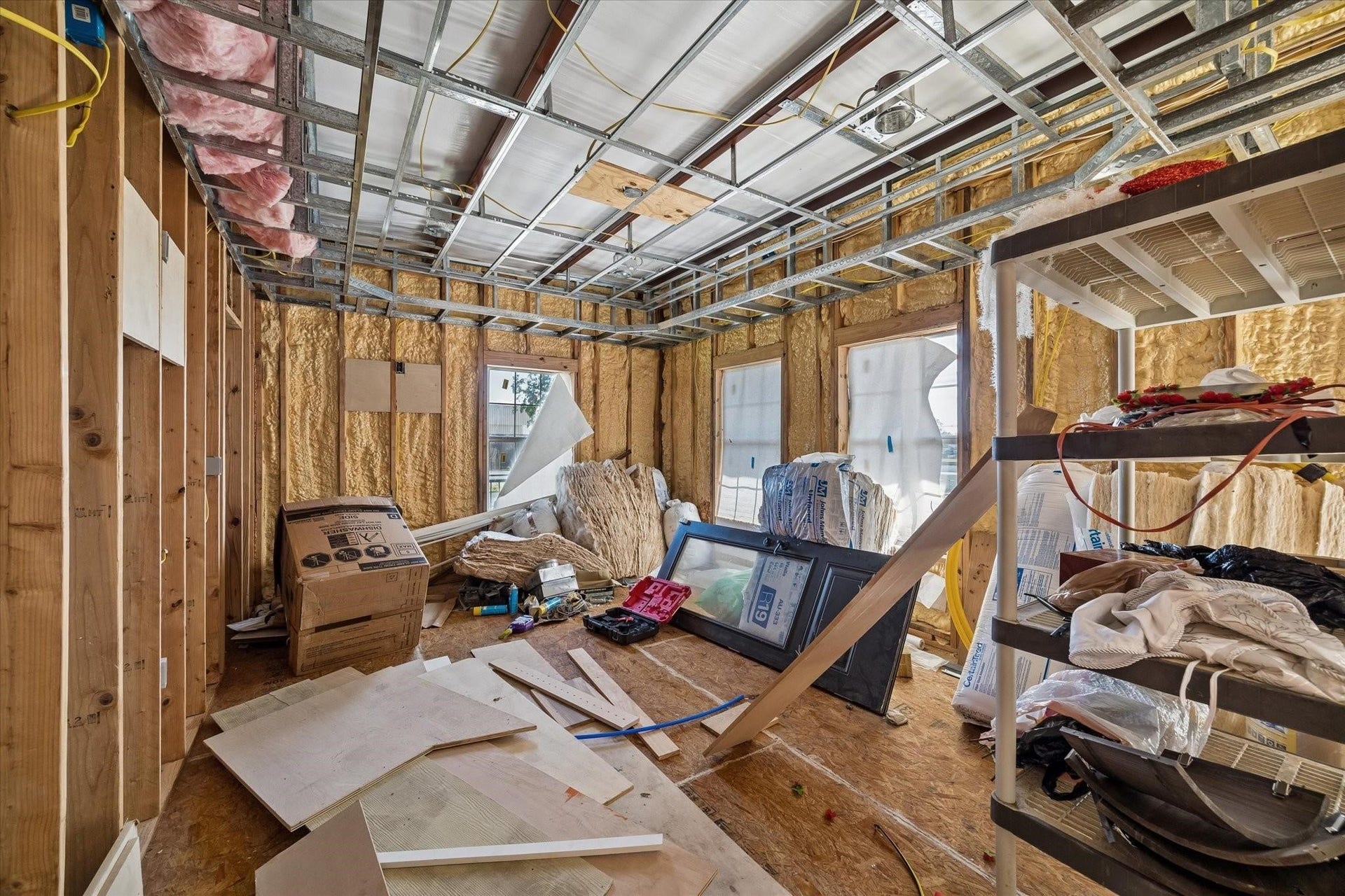 9944 E Hardy Road, Houston, TX 77093 9944 E Hardy Road, Houston, TX 77093