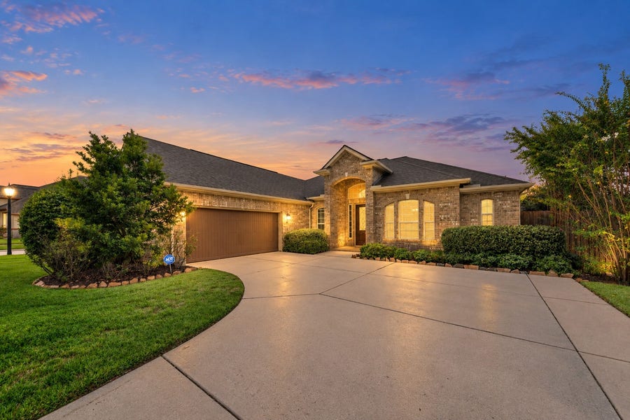 Property photo for 12218 Rampy Green Drive, Tomball, TX